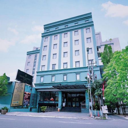Grand Kangen Hotel Urip Sumoharjo ยอกยาการ์ตา ภายนอก รูปภาพ